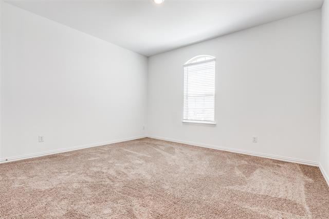 Building Photo - 8129 Lindheimer Ln
