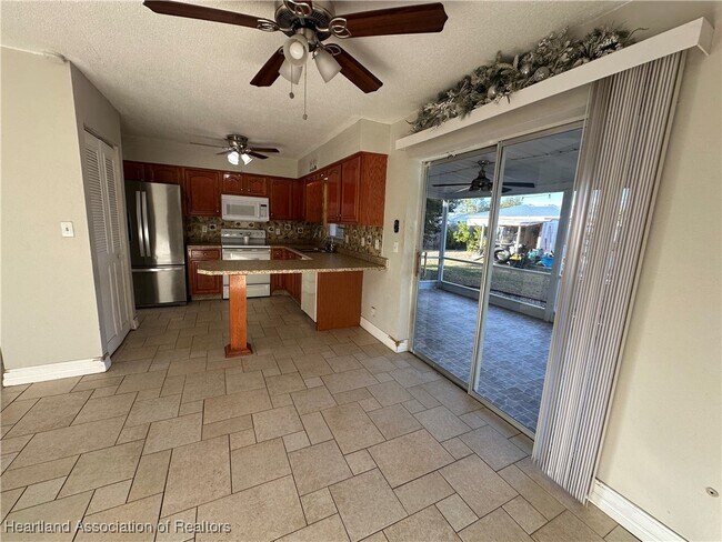 Building Photo - 3308 Valerie Blvd