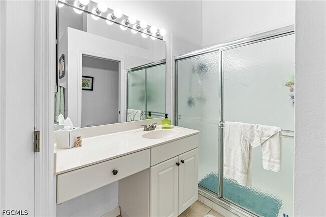 Building Photo - 12181 Summergate Cir