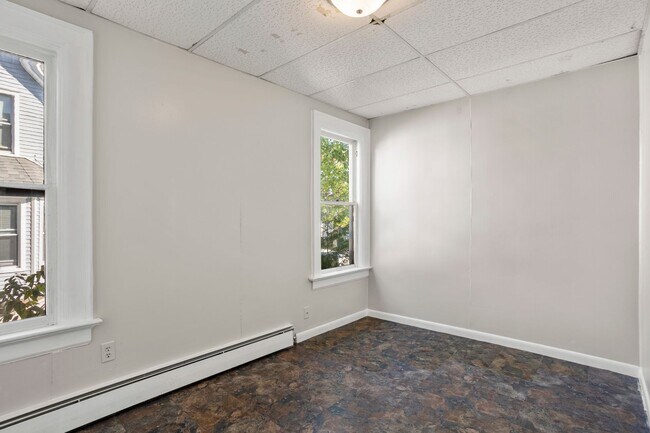 Building Photo - 1314 S 12th St