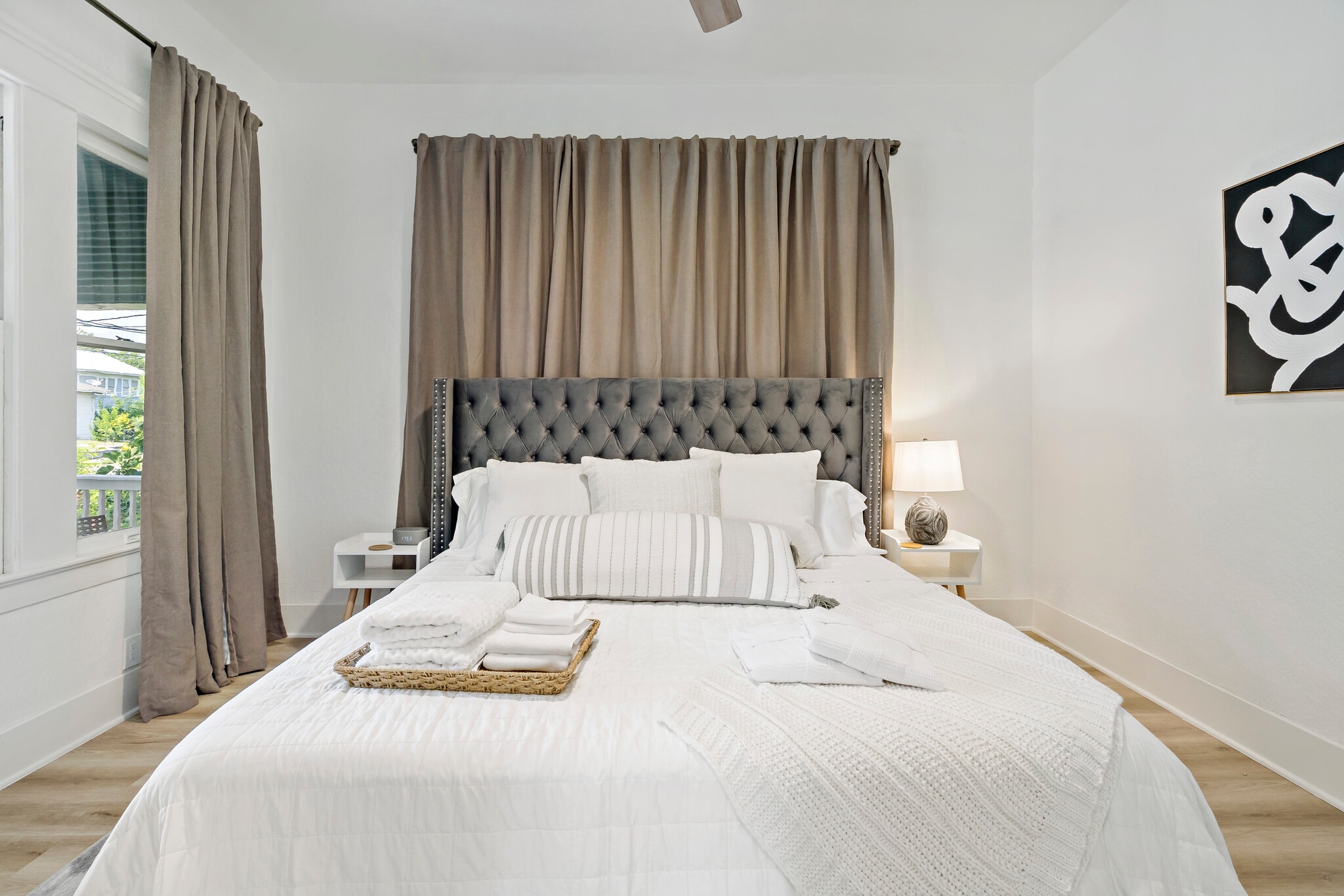 Building Photo - 506 E Evergreen St