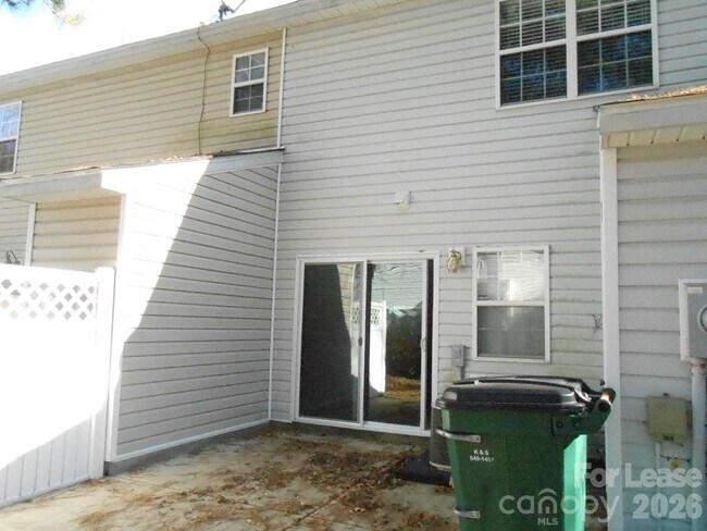 Building Photo - 10260 Reindeer Way Ln