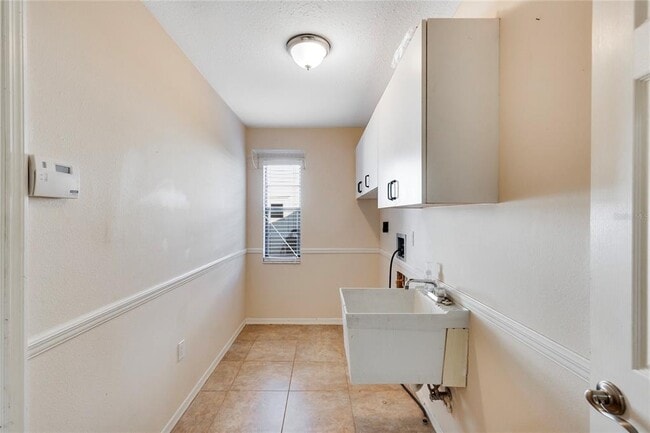 Building Photo - 2205 Tamarron Terrace