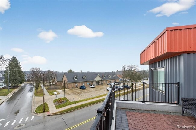 Building Photo - 293 N 2nd St