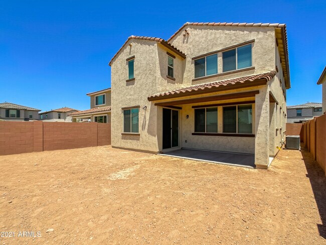 Building Photo - 8847 Fleetwood Ln