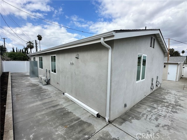 Building Photo - 15724 Sigman St E