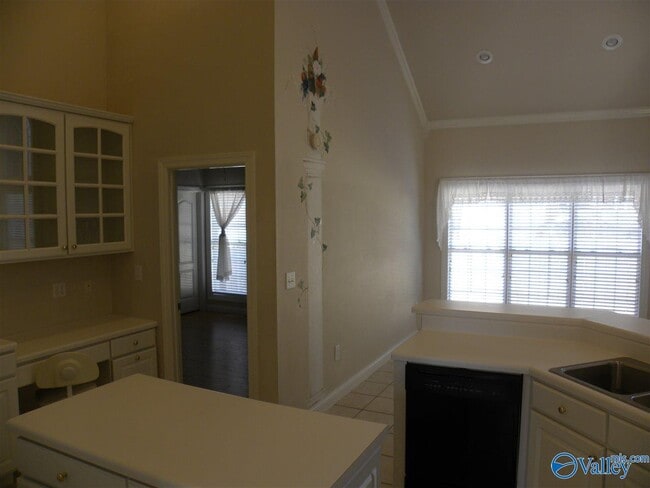 Building Photo - 214 Mainsail Way