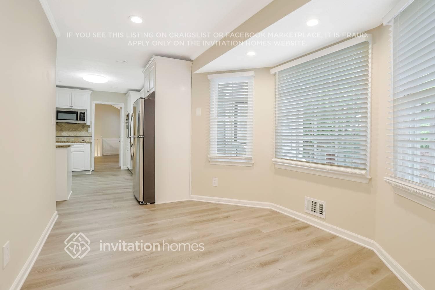 Building Photo - 276 Chambre Ct SW