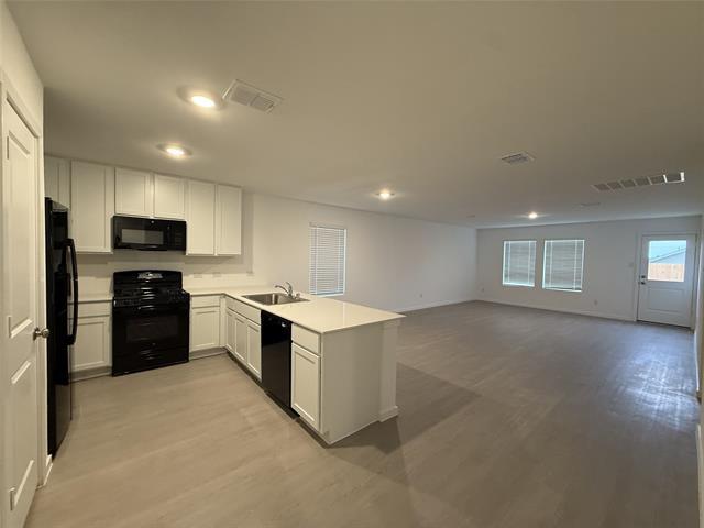 Building Photo - 835 Ginkgo Wy