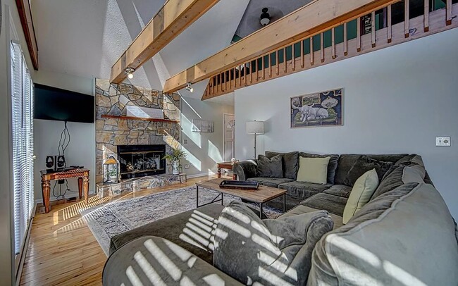 Building Photo - 1896 Bell Eagle Dr