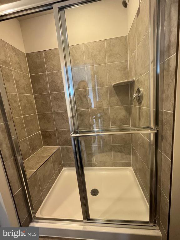 Building Photo - 121 Canning Rd