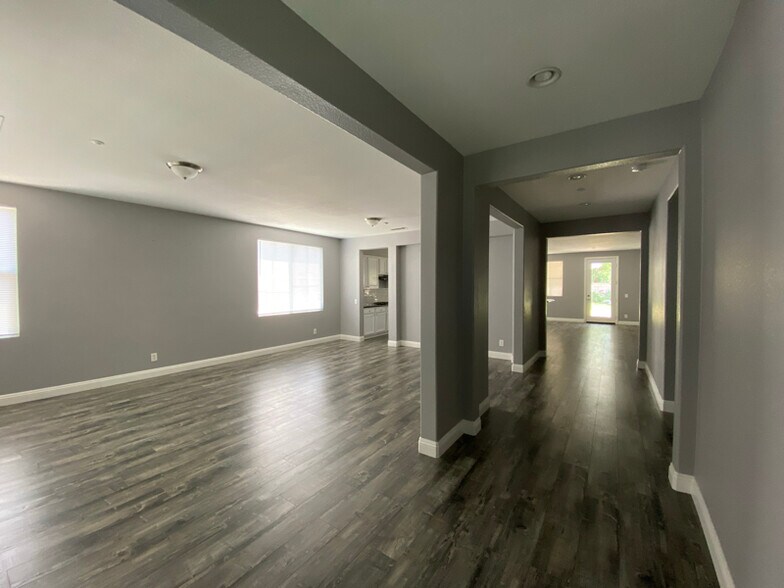 Building Photo - 11598 countryrise Ln