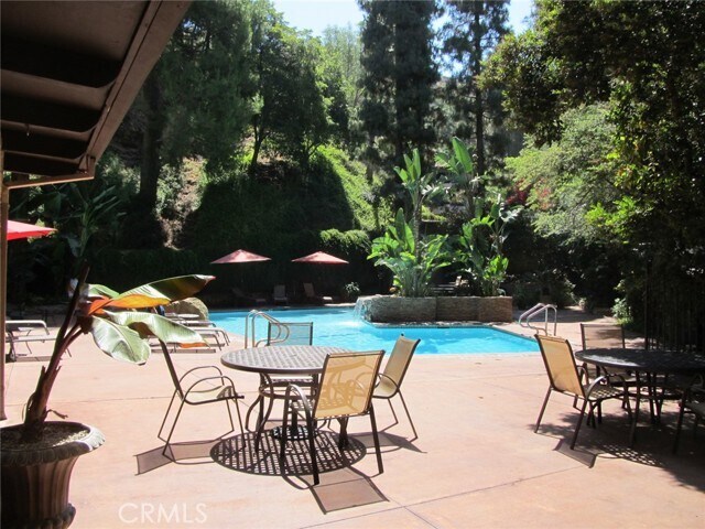 Building Photo - 2700 Cahuenga Blvd
