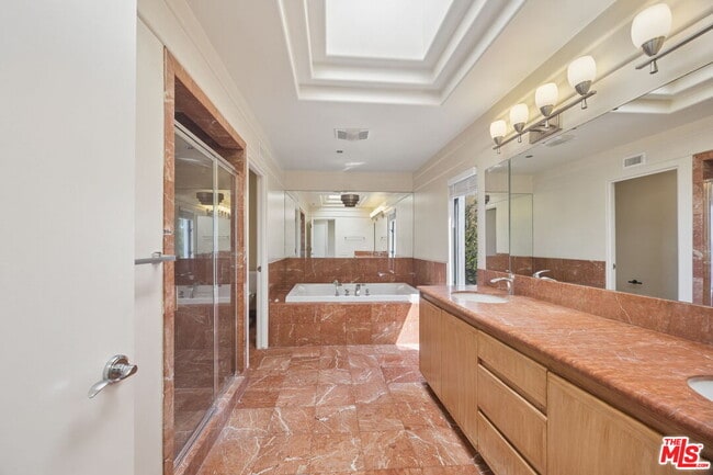 Building Photo - 21323 Rambla Vista