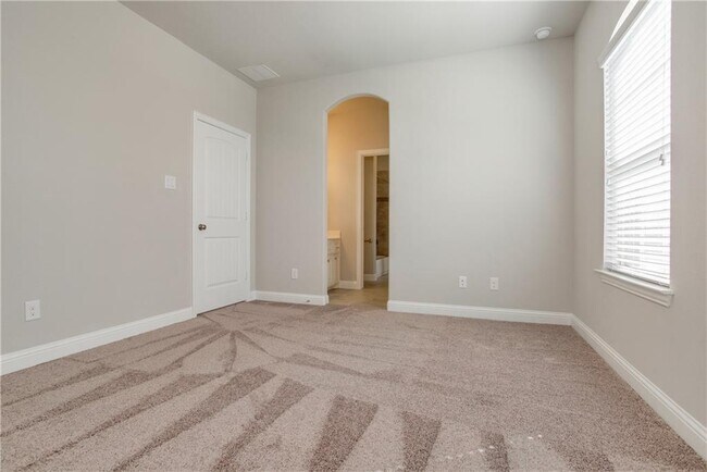Building Photo - 1300 Mustang Brook Ln