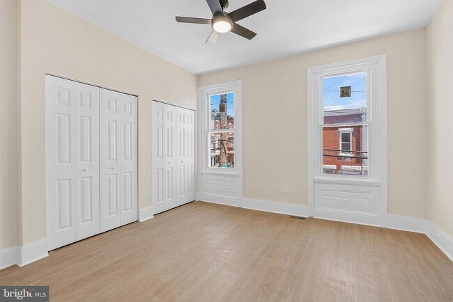 Building Photo - 2742 W Montgomery Ave