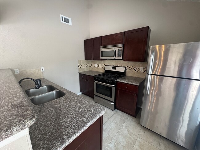 Building Photo - 19439 Cypress Bay Dr