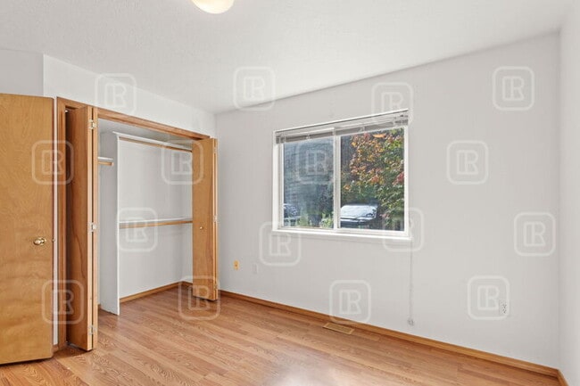 Building Photo - 1325 W Qualchan Dr