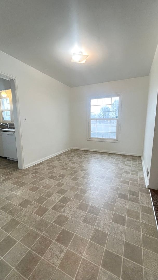 Building Photo - 3 Bedroom/2 Bathroom Home in West Jordan