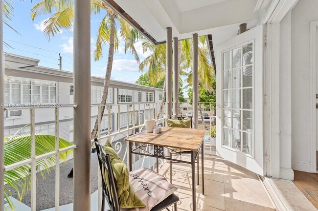 Building Photo - 301 86th St