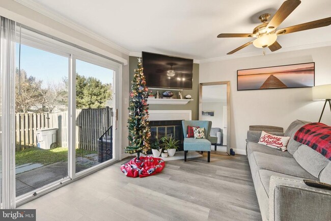 Building Photo - 2964 Kings Station Ct