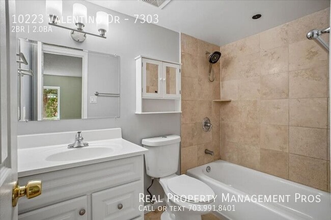 Building Photo - 10223 Valentino Dr