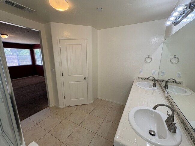 Building Photo - North East Visalia Home coming soon!