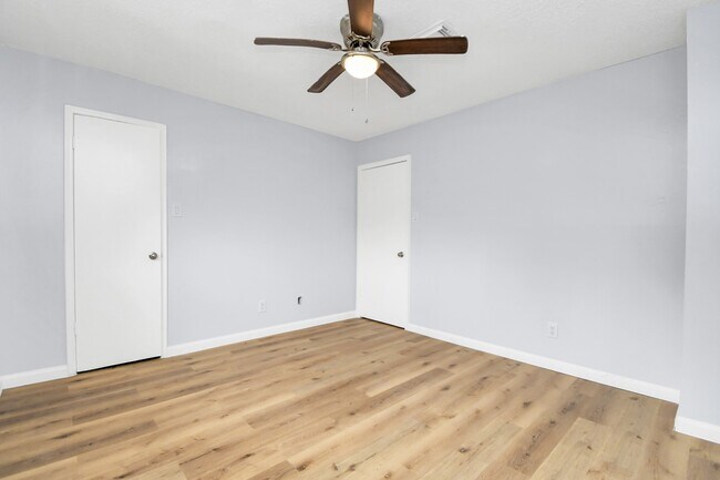 Building Photo - 17903 Nanes Dr