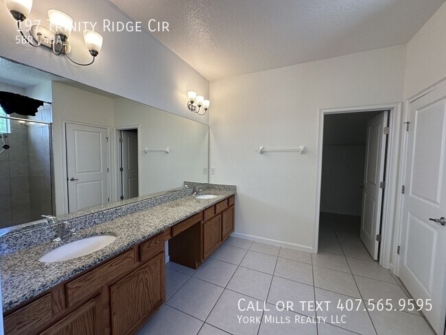 Building Photo - 197 Trinity Ridge Cir