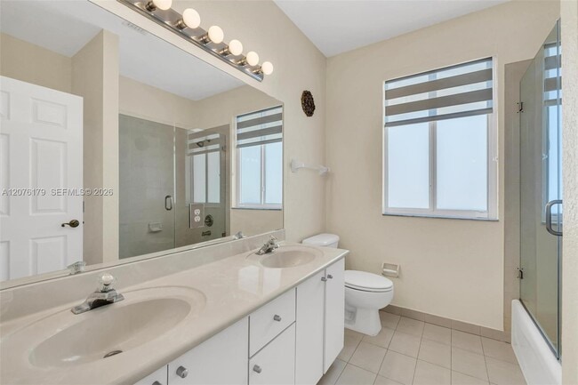 Building Photo - 16237 SW 44th Terrace