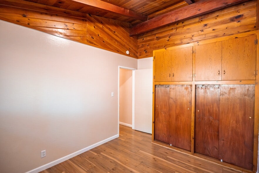 Building Photo - 951 Shaws Flat Rd