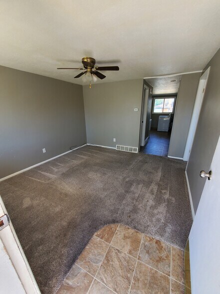 Building Photo - 311 -313 16th Ave Ct
