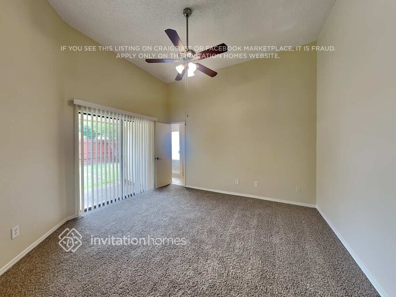 Building Photo - 2113 Stein Way