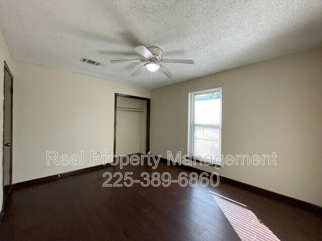 Building Photo - 4513 Woodlyn Dr