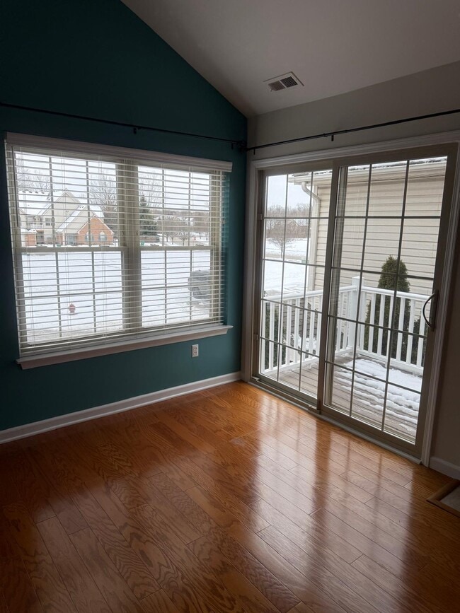 Building Photo - 7438 Lacy Dr