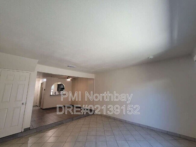 Building Photo - 1206 Dana Dr