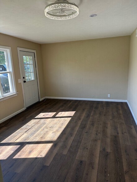 Living Room - 2037 E 31st St