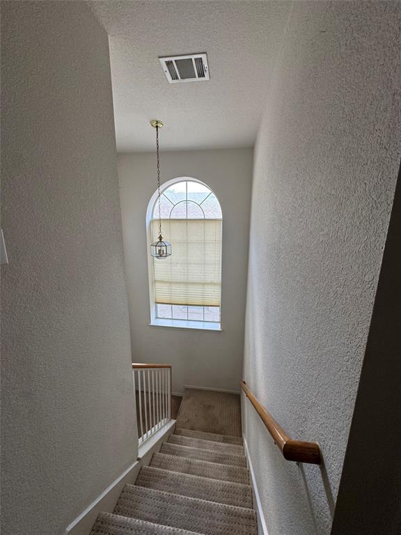 Building Photo - 8312 Dulac Dr