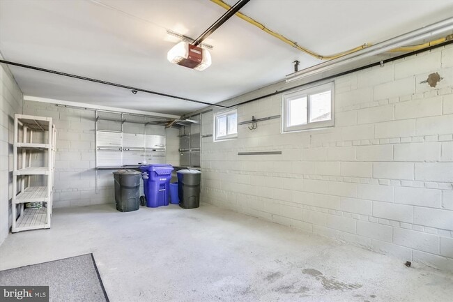 Building Photo - 6403 Tone Dr