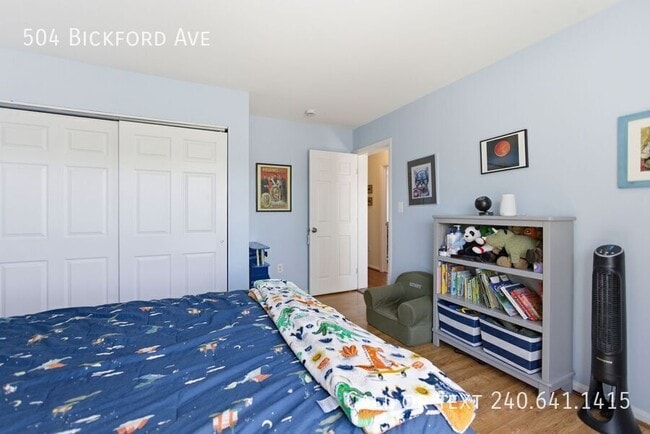 Building Photo - 504 Bickford Ave