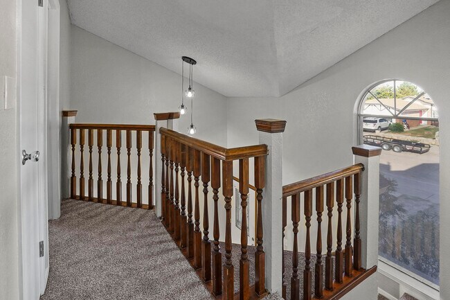 Building Photo - 10953 Casey Stengel Pl