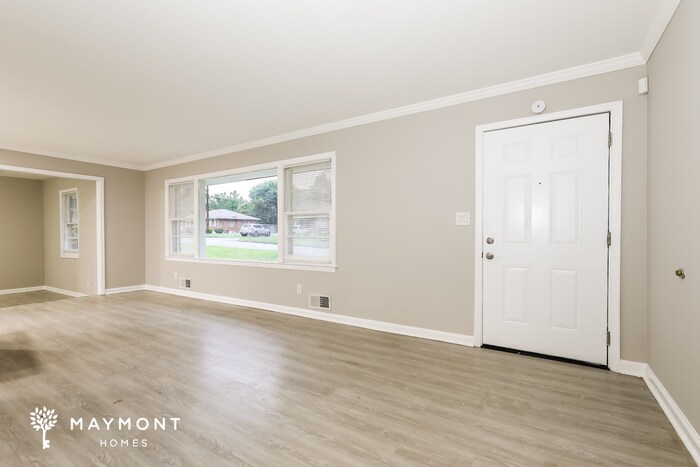 Building Photo - 111 Scarlett Dr