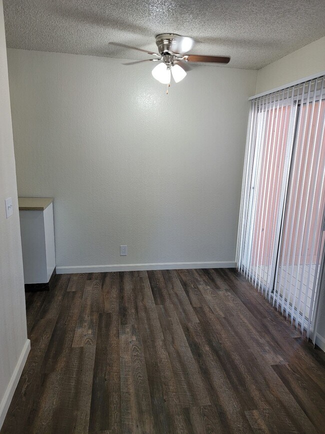 Floorplan - Sunburst Apartments