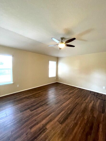 Building Photo - 6721 Cold Water