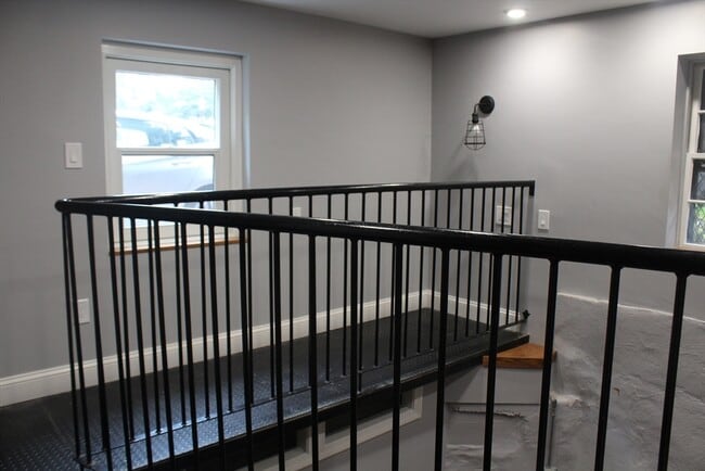 Building Photo - 49 Brimmer St