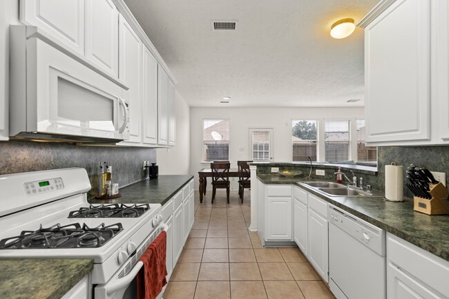 Building Photo - 5651 Stonecloud Ln