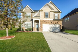 Building Photo - 823 Python Dr