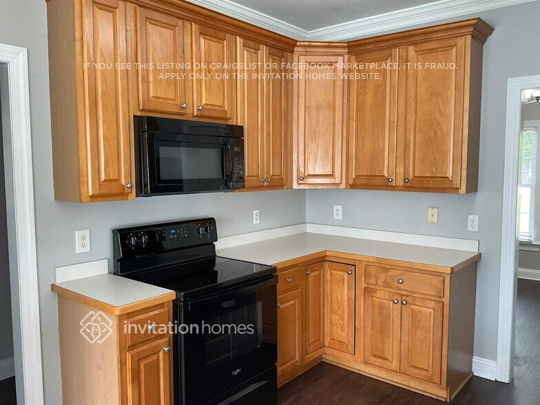 Building Photo - 5921 Johnson Pond Rd