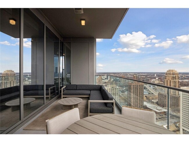 Building Photo - 255 Hennepin Ave