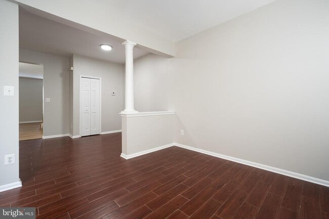 Building Photo - 20382 Farmgate Terrace